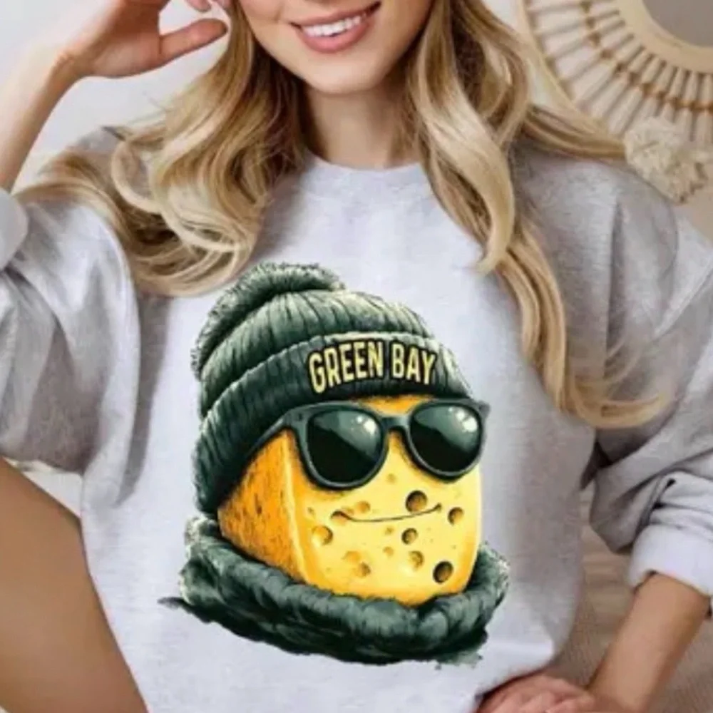 Gildan Light Gray Heavy Blend Sweatshirt Unisex Large Green Bay